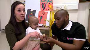 Padres de Layla con Layla