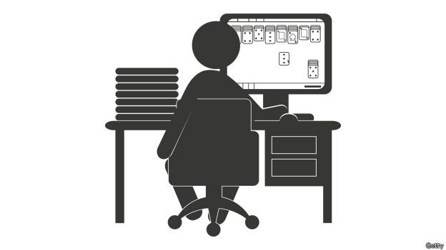 Un empleado estatal de Nueva York fue despedido por Michael Bloomberg por jugar al Solitario. Con rueda de prensa incluida.