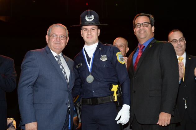 SOBRE 100 POLICIAS MUNICIPALES SE GRADUAN DE LA ACADEMIA DE LA POLICIA