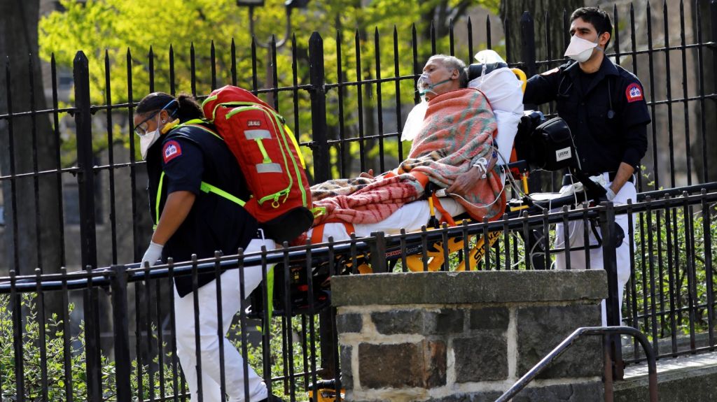  Nueva York dice que las muertes por COVID-19 son muchas m&aacute;s que las oficiales 
