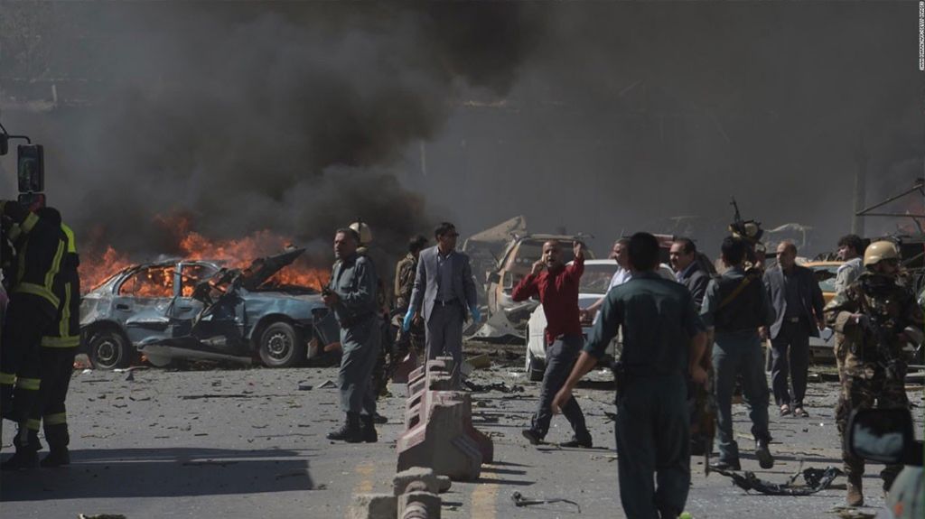  Video: Funeral masivo por las v&iacute;ctimas del ataque suicida con bomba en Afganist&aacute;n 