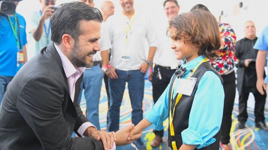  Gobernador Rossell&oacute; Nevares participa en cumbre de liderato comunitario 