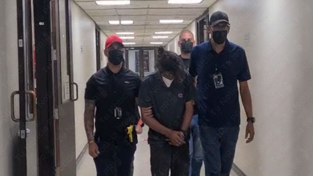  Video: Arrestan en Bayam&oacute;n a hombre que embaraz&oacute; a una menor de 16 a&ntilde;os 