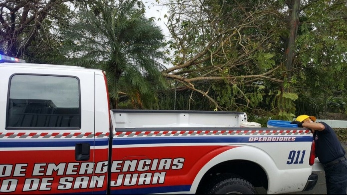 Yulin activa personal de Manejo de Emergencias para atender situaciones por rÃ¡fagas de viento y las lluvias en San Juan