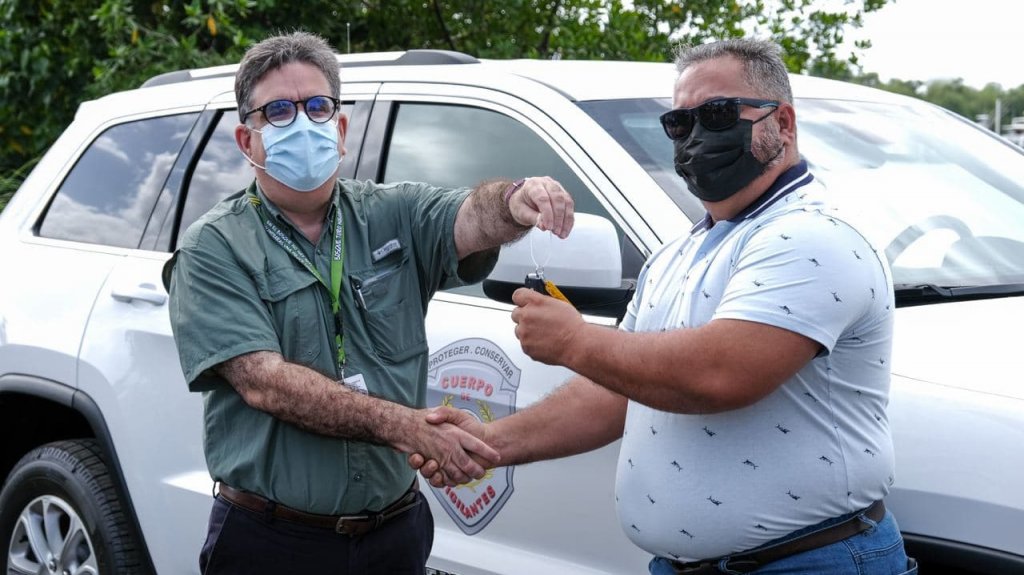  DRNA entrega cuatro veh&iacute;culos todoterreno a las unidades mar&iacute;timas de Pi&ntilde;ones, Salinas, Ponce y Aguadilla 