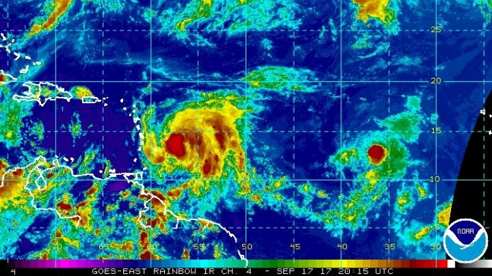 MarÃ­a se fortalece, ahora es huracÃ¡n y continÃºa amenazando al Caribe