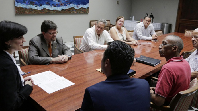 SINDICATO DE BOMBEROS Y ECO SE UNEN A HISTÃRICO ACUERDO