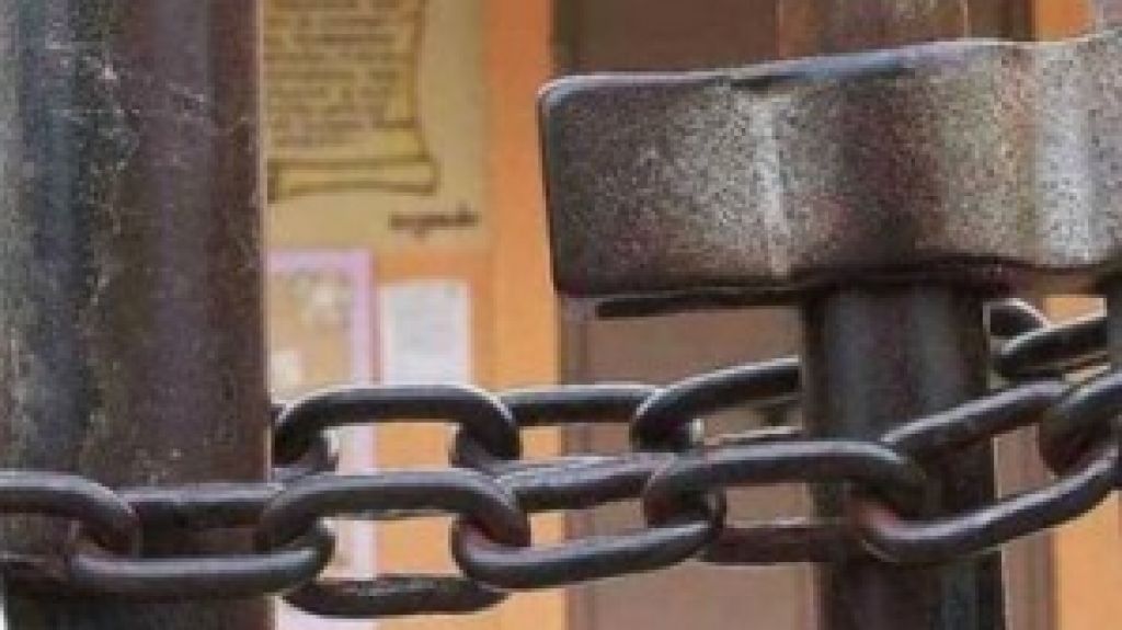  Keleher asegura habr&aacute; cambios en la lista de 283 escuelas para cerrar 