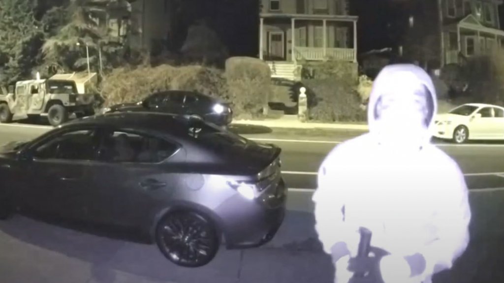  VIDEO: Sujetos armados con un rifle y una pistola matan a un joven empresario en su estudio de grabaci&oacute;n en Nueva York 