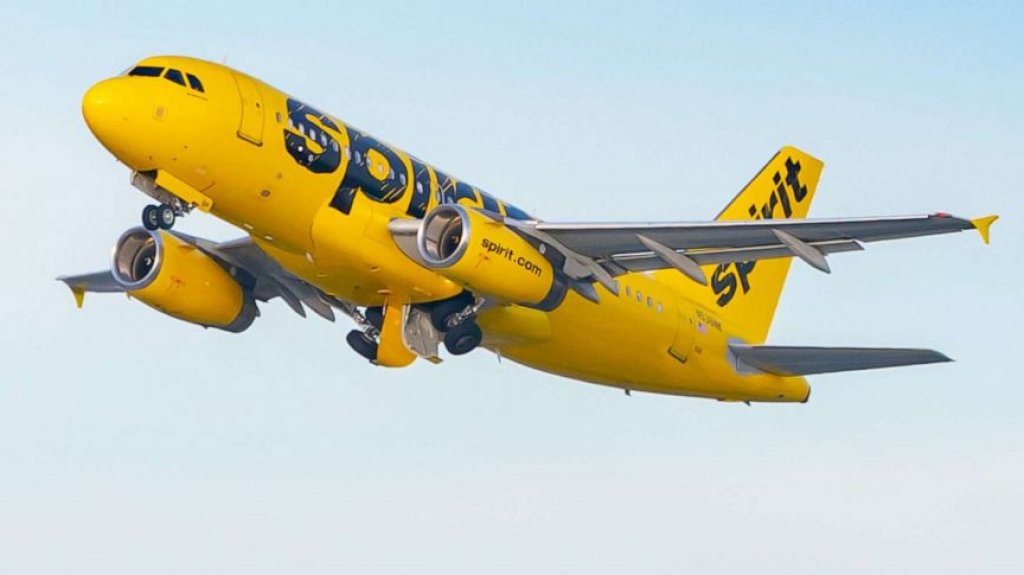  Niño de 6 años viaja solo en vuelo equivocado de Spirit Airlines 