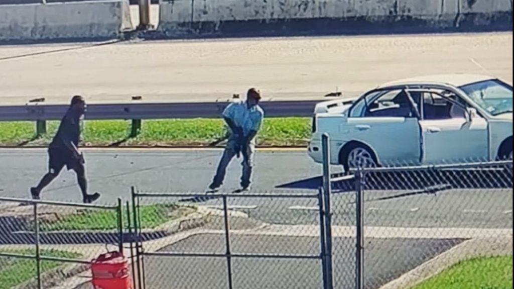  Polic&iacute;a publica nuevo video de los sospechosos de doble asesinato en Expreso Martinez Nadal en Guaynabo 