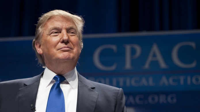 Donald Trump demanda a UnivisiÃ³n por $500 millones