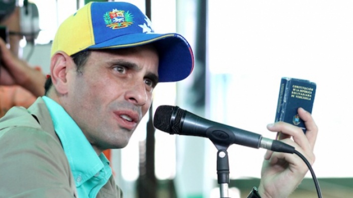 Capriles acusa al gobierno de usar la violencia como cortina de humo y convoca nueva marcha pacÃ­fica
