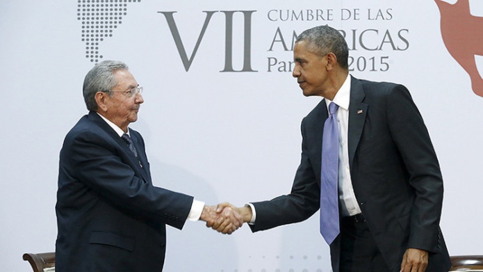 RaÃºl Castro y Barack Obama sostienen primera reuniÃ³n bilateral en mÃ¡s de 50 aÃ±os