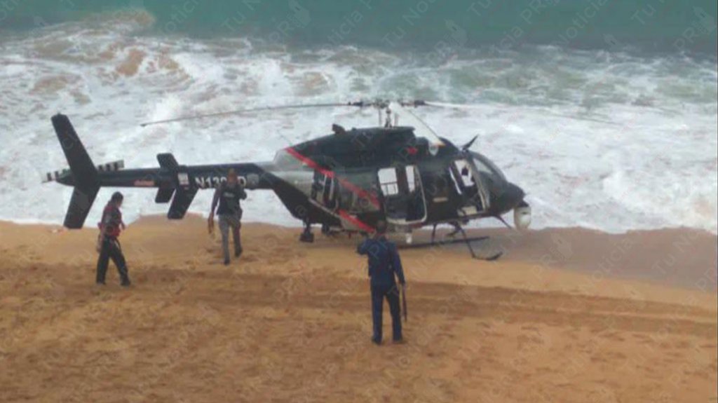  Helic&oacute;ptero de FURA aterriza de emergencia en playa de Pi&ntilde;ones durante b&uacute;squeda de joven arrastrado por la corriente 