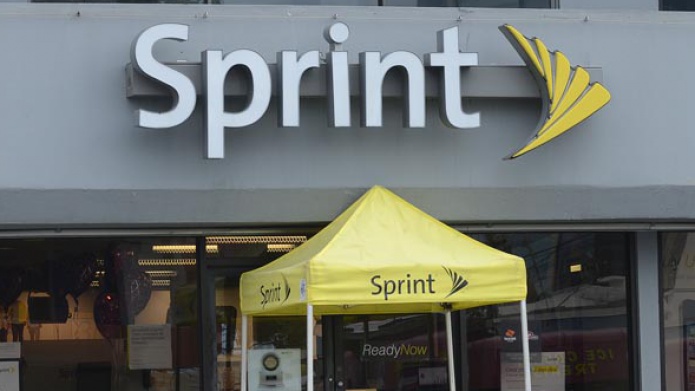 Sprint admite que le bajaba la velocidad a sus clientes 
