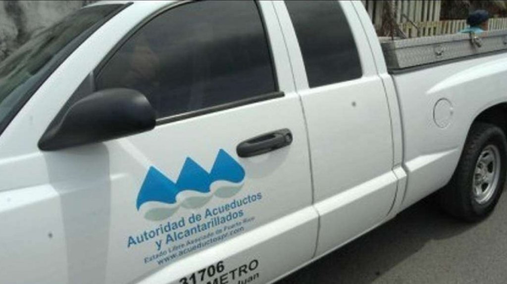 Asaltan a empleado de la AAA para robarle veh&iacute;culo oficial 