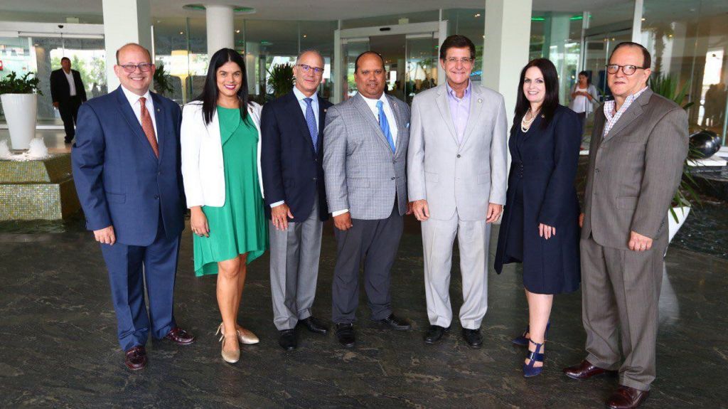  Rivera Mar&iacute;n defiende derogaci&oacute;n Ley 80 