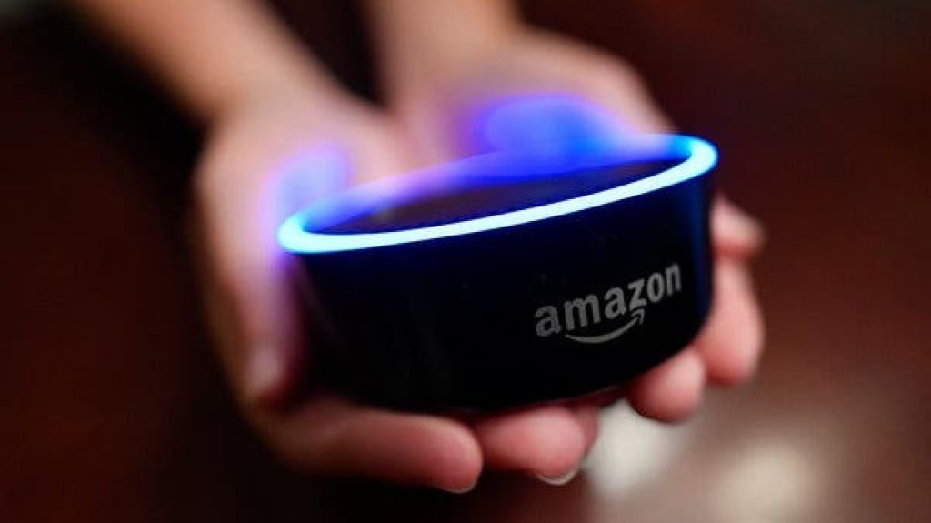  Usan a Alexa de Amazon como testigo de juicio por homicidio 