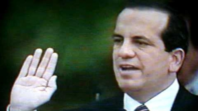 Acevedo VilÃ¡ juramentarÃ¡ a nuevo alcalde de Vega Alta