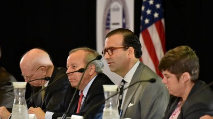 Junta de SupervisiÃ³n pospone hasta el prÃ³ximo aÃ±o fiscal la discusiÃ³n de la reducciÃ³n de la jornada laboral