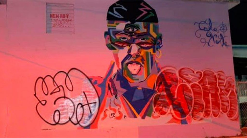  Da&ntilde;an mural dedicado a Bad Bunny en Vega Baja 