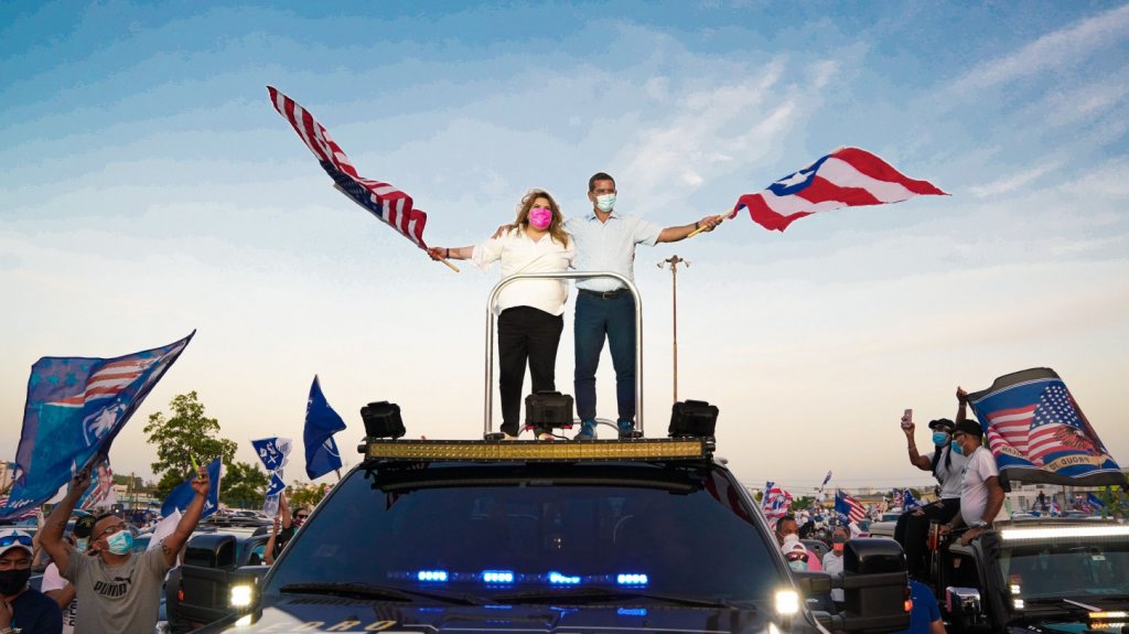  Pierluisi lidera cierre del PNP en el estacionamiento del Juan Ram&oacute;n Loubriel en Bayam&oacute;n 