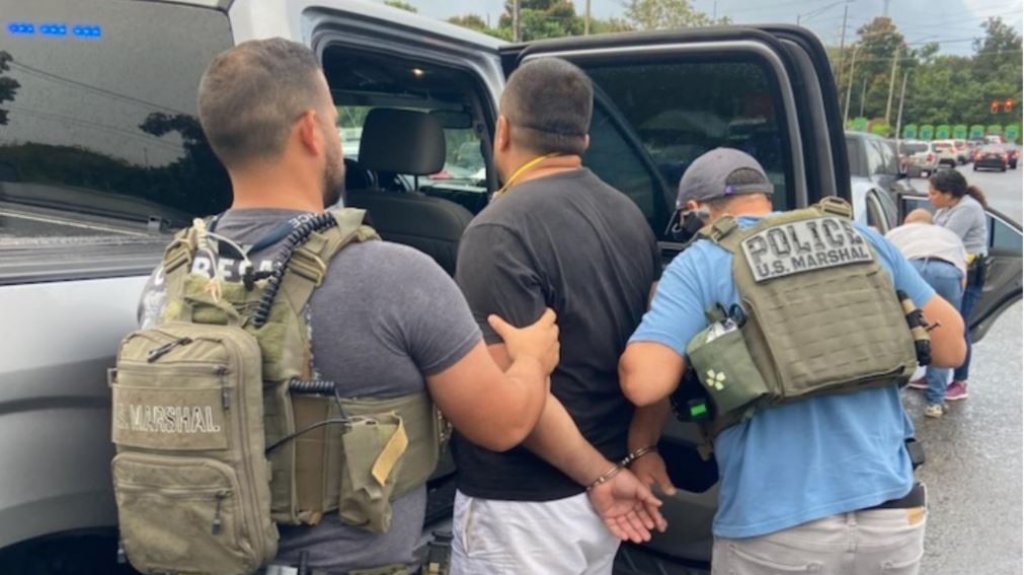 Arrestan en lechonera de Guavate a Alex Corchoneta 