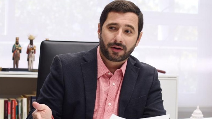 Nadal Power pronostica dÃ©ficit presupuestario y presenta resoluciÃ³n para investigar recaudos por arbitrio de cigarrillos