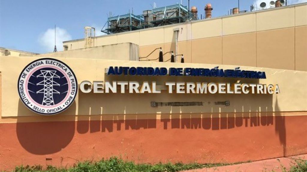  Rossell&oacute; Nevares presenta a la Legislatura proyecto de privatizaci&oacute;n AEE 