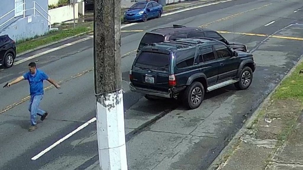  Video: Identifican al hombre que fue asesinado ayer cerca de una escuela en Carolina 