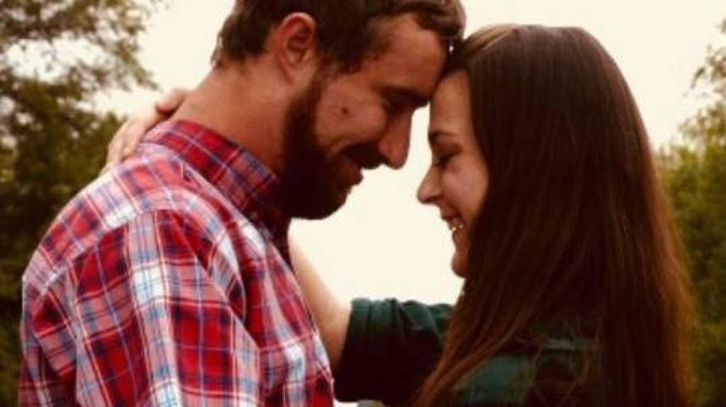  Ella perdi&oacute; la memoria; su esposo la enamora todos los d&iacute;as 