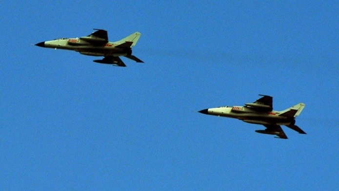 China envÃ­a cazas en respuesta a incursiÃ³n en su espacio de aviones de EE.UU. y JapÃ³n