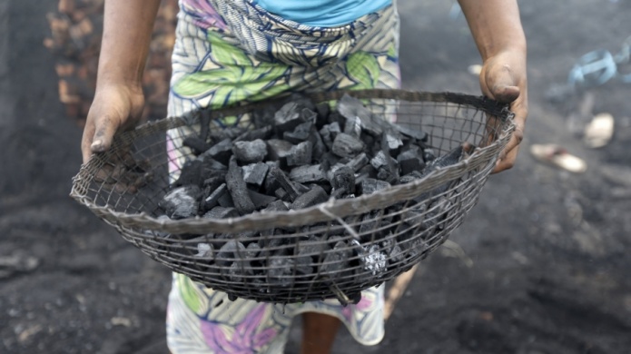 Senador pide a Junta Ambiental que obligue a AES proteger residuos
