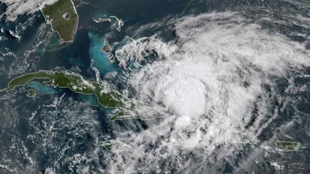  Hurac&aacute;n &ldquo;Isa&iacute;as&ldquo; azota Bahamas y avanza hacia Florida 