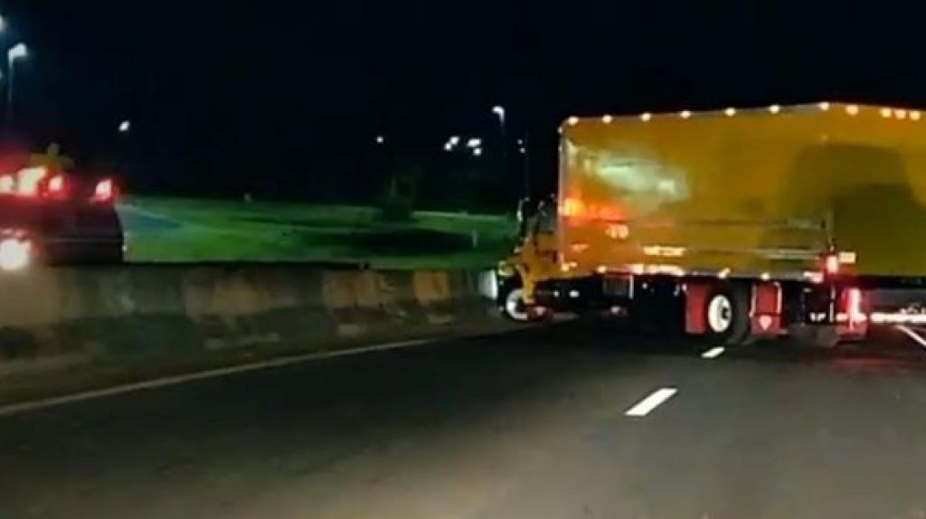  Asesinan a un camionero frente a Walmart de la virgencita en Toa Baja 