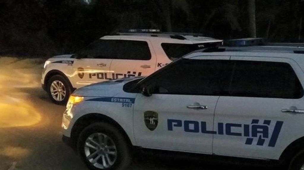  Encuenntran armas en veh&iacute;culo en Vista Hermosa 