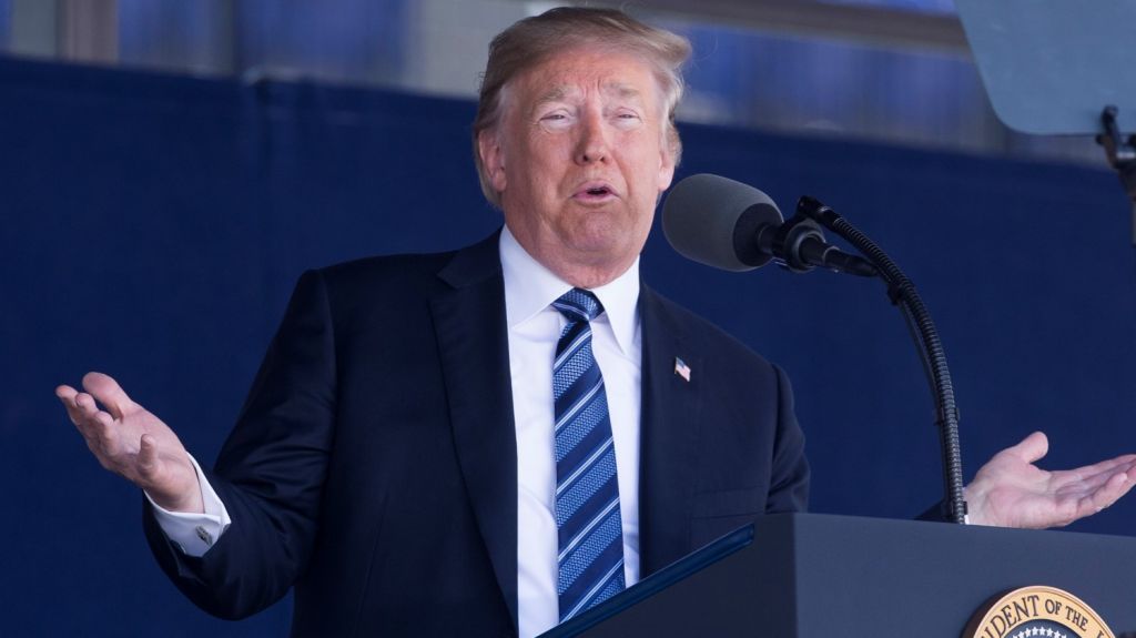  Exasesor de Trump se reuni&oacute; con ruso que vend&iacute;a informaci&oacute;n de Clinton 