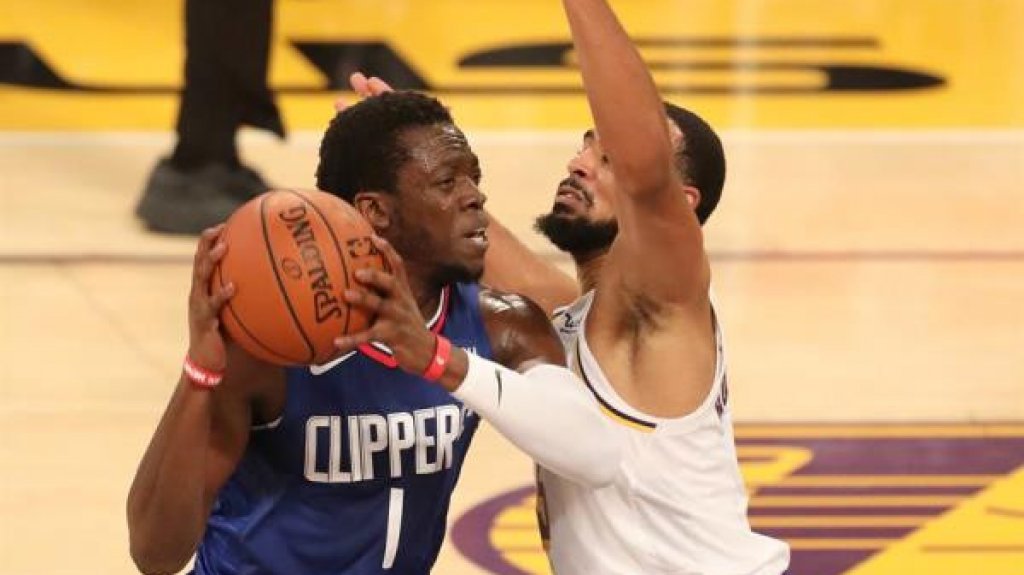  Exhibici&oacute;n de los nuevos Rockets; triunfo de los Lakers en el duelo con los Clippers 