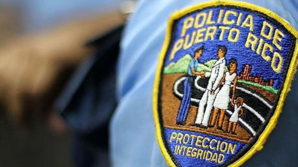  Polic&iacute;a resulta herido de bala con su arma de reglamento 