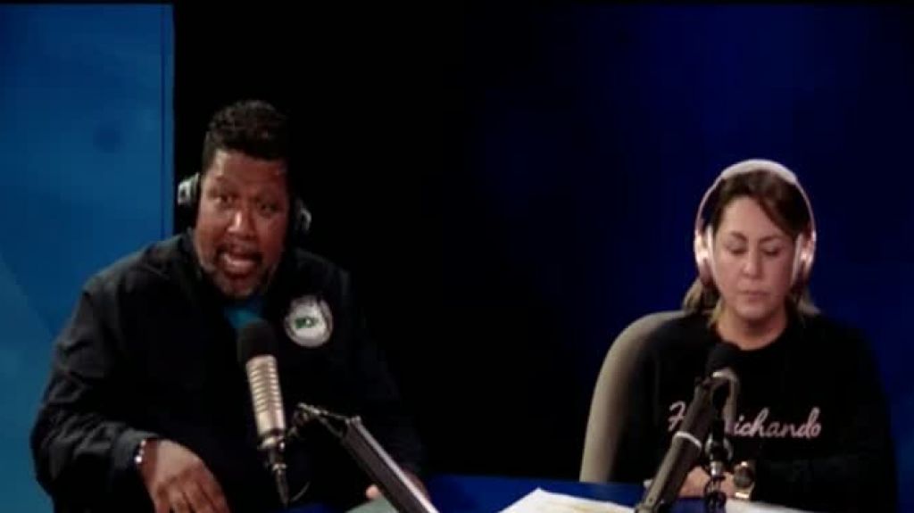  Video: Nino Correa llora junto a oyente de la radio al recordar el rescate de su hermano 