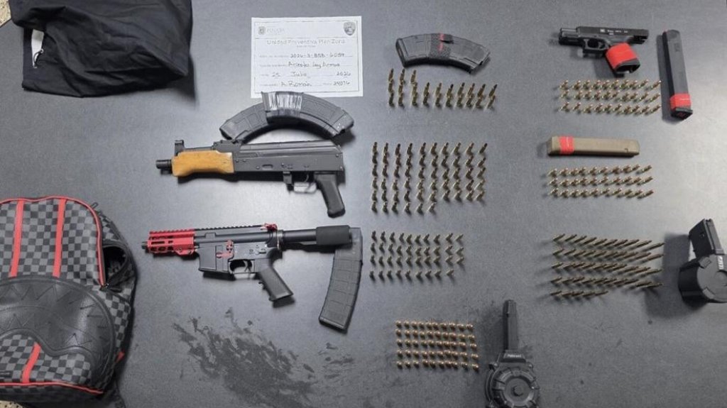  Arrestan a 3 &ldquo;Chamaquitos&rdquo; armados como para la guerra en Ponce 
