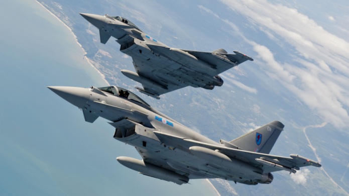 Dos cazas britÃ¡nicos interceptan un aviÃ³n civil sobre Reino Unido