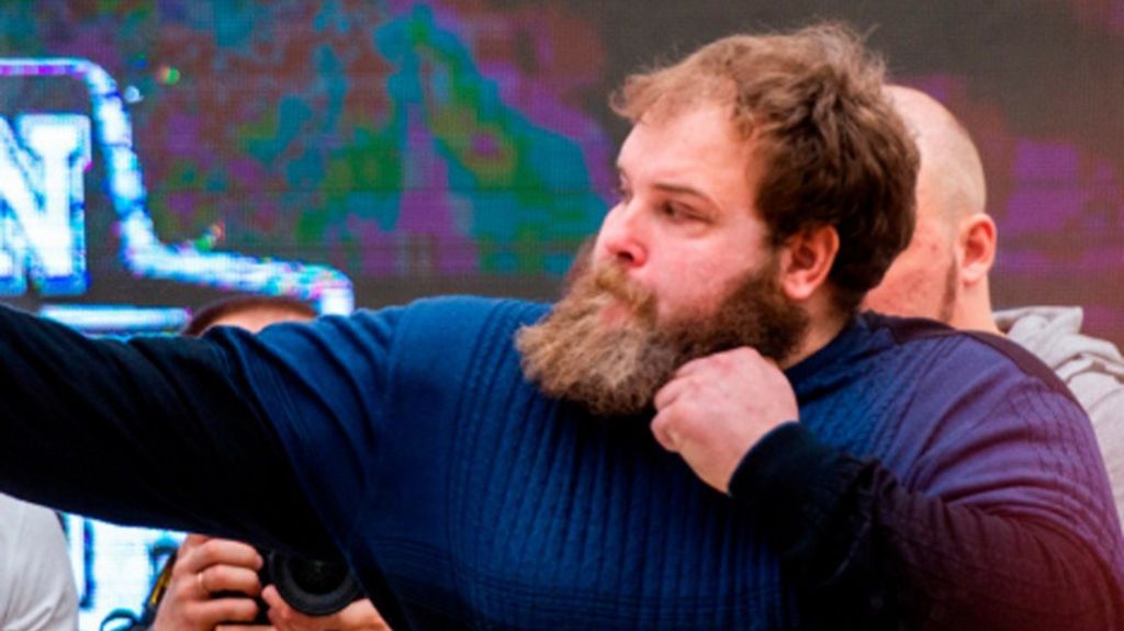  VIDEO: El "zar" de las bofetadas cae por primera vez por un noc&aacute;ut demoledor 