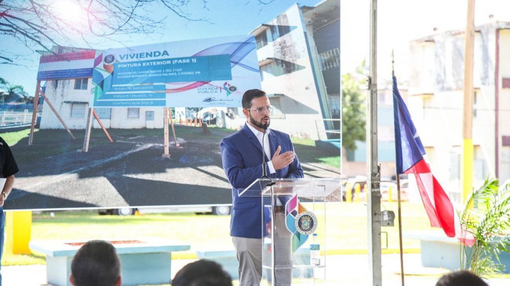  VIVIENDA PÚBLICA ANUNCIA MEJORAS MILLONARIAS EN VARIOS RESIDENCIALES DE CATAÑO 