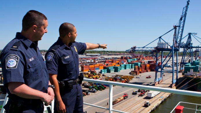 Buscan llenar Vacantes para oficiales de Aduana