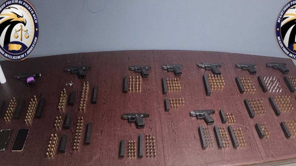  Ocupan armas, municiones y varios arrestos durante intervenciones en anoche en negocios de San Juan 