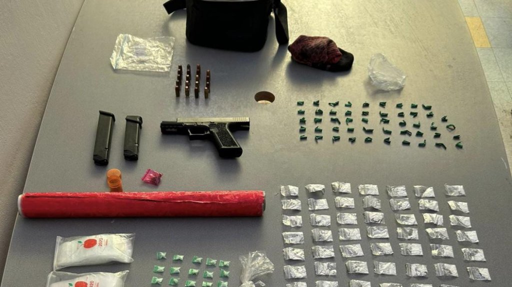  Ejecutan orden de allanamiento y arrestan a sospechosos en Ponce y Santa Isabel 