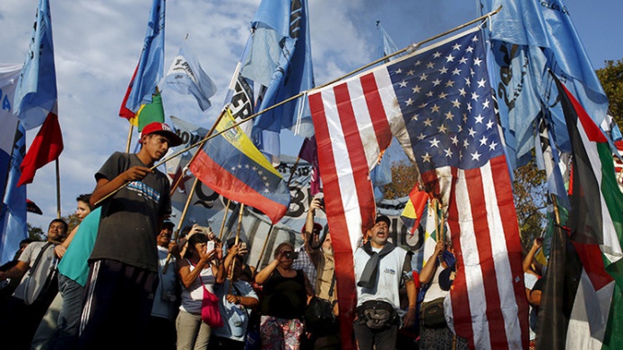 "Â¡Fuera yanquis de nuestra AmÃ©rica!": Argentina marcha por la soberanÃ­a de LatinoamÃ©rica