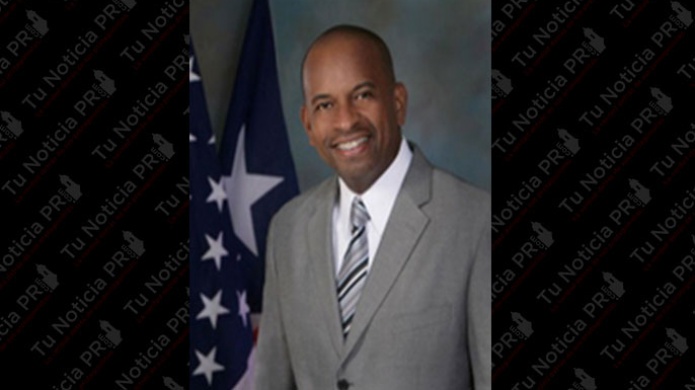 LoiceÃ±os cuestionan a alcalde PNP por colgarse en administraciÃ³n.